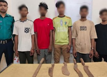 পল্লবীতে ডাকাতির প্রস্তুতির সময় দেশীয় অস্ত্রসহ গ্রেপ্তার ৫