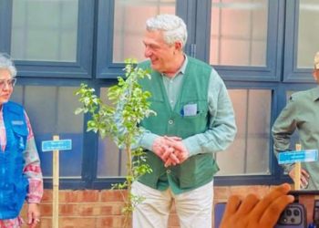 রোহিঙ্গা ক্যাম্প পরিদর্শনে জাতিসংঘের শরণার্থী বিষয়ক হাইকমিশনার