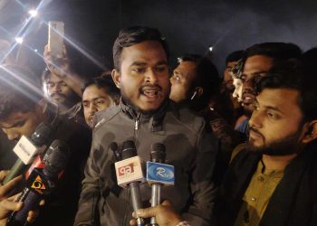 গাজীপুরে কাশেম হত্যার প্রতিবাদে মশাল ও বিক্ষোভ মিছিল