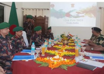 দর্শনা সীমান্তের ওপারে বিজিবি-বিএসএফ সেক্টর কমান্ডার পর্যায়ে বৈঠক