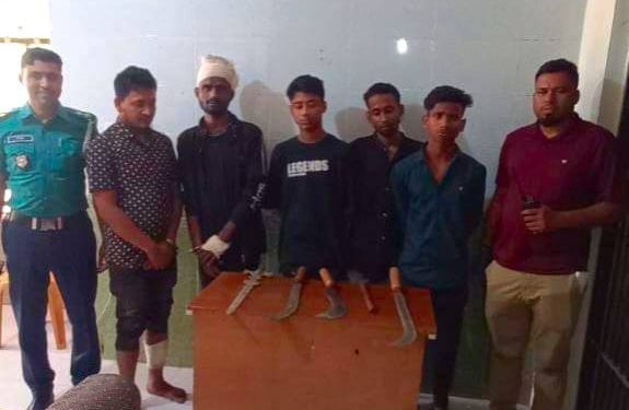 গাজীপুরে ছিনতাই ও ডাকাতি প্রস্তুতির ৫ জন আটক
