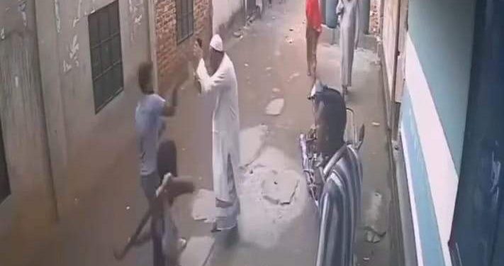 গাজীপুরে টাঙ্গাইল রোড বগুড়া বাইপাস জোতদার বাড়ির তৃতীয় তলা, ভুয়া সিকিউরিটি কোম্পানি দেখার মতো কেউ নেই