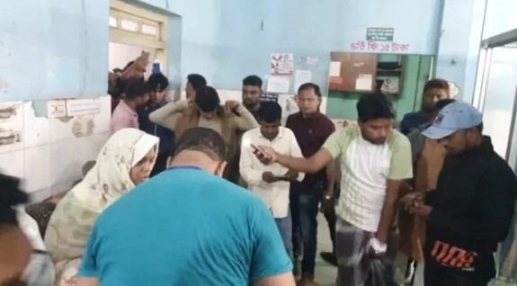 শরীয়তপুরে ২ ডাকাতকে পিটিয়ে হত্যা, ৫ ডাকাত আহত, গুলিবিদ্ধ ৯