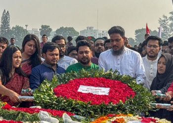 সংস্কার ও বিচার ছাড়া ক্ষমতায় বসানোর চেষ্টা হলে জনগণ প্রতিরোধ করবে: নাহিদ ইসলাম