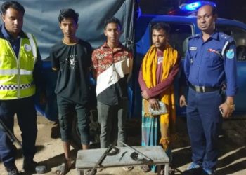 গাজীপুরে ছিনতাইচেষ্টা, সেনাবাহিনীর হাতে আটক ৩