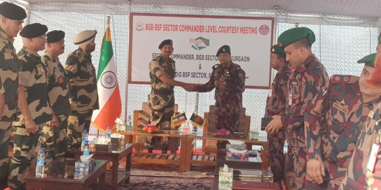 সীমান্তে বিএসএফ মরণাস্ত্রের ব্যবহার করে মানবাধিকার লঙ্ঘন করেছে