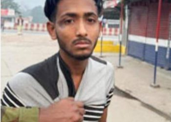 নাটোরে মাদক কেনা-বেচায় বাধা দেওয়ায় যুবকের চোখ উৎপাটন ও পায়ের রগ কর্তন-আটক ১