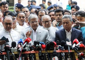 দেশের সংকট নিরসনে একটি গ্রহণযোগ্য নির্বাচনের কোনো বিকল্প নেই:  মির্জা ফখরুল