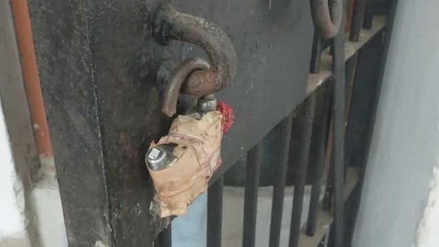 নাটোর আদালতের মালখানা থেকে চুরি, পুলিশ সদস্যসহ আটক ৫