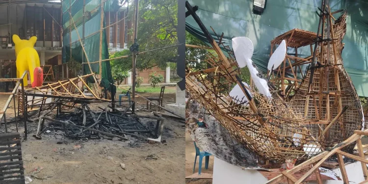 চারুকলায় শোভাযাত্রার ফ্যাসিবাদের মুখাকৃতিতে আগুন