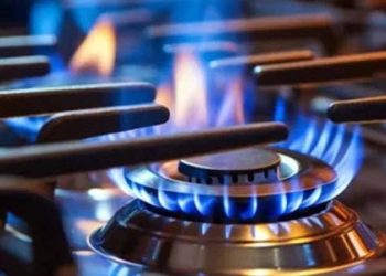 গ্যাসের সংকট চরমে, শিল্প উৎপাদন বন্ধের উপক্রম