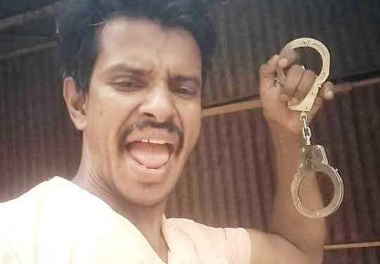 কাশিমপুরে ভুয়া পুলিশ প্রতারক আটক