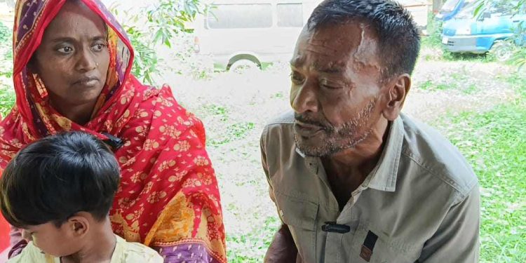 সোনারগাঁয়ে জমি সংক্রান্ত বিষয় নিয়ে নিজ ভাইদের মধ্যে দ্বন্ধ থানায় অভিযোগ