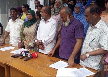 আবুজর গিফারী কলেজ সভাপতির বিরুদ্ধে অনাস্থা : জরুরী ব্যবস্থা গ্রহণের দাবি