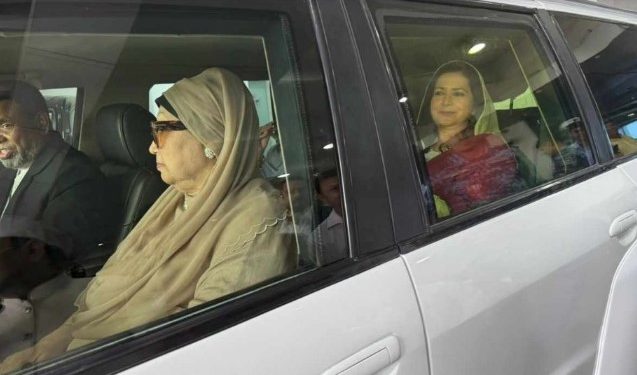 লন্ডনে চিকিৎসা শেষে দেশের মাটিতে পা রাখলেন খালেদা জিয়া