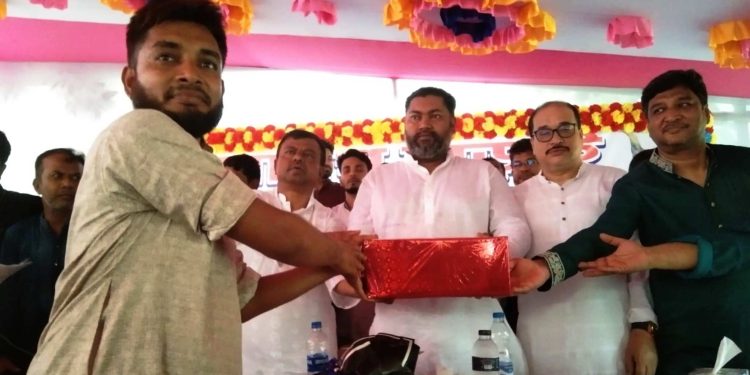 ষড়যন্ত্রকারীদের মোকাবেলায় ঐক্যবদ্ধ থাকতে হবে: এম মঞ্জুরুল করিম রনি