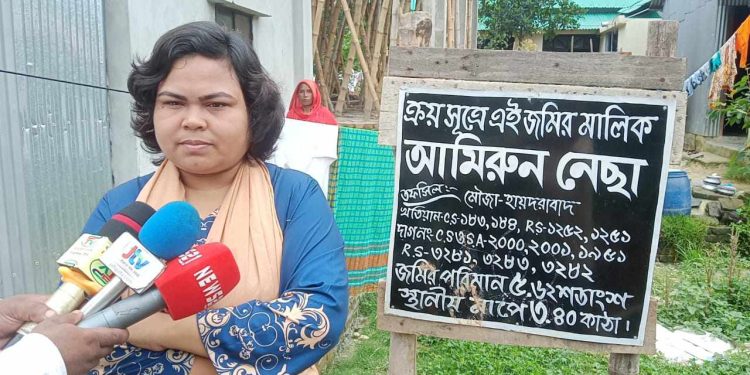 গাজীপুরে যুবদল নেতার মাটি ফেলে জমি দখলের অভিযোগ দ্বারে দ্বারে ঘুরছে ভুক্তভোগী পরিবার