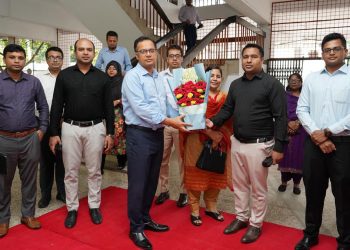 চুয়াডাঙ্গা জেলা ট্রেজারি পরিদর্শন ও ভেরিফিকেশন করেন জেলা প্রশাসক মোহাম্মদ জহিরুল ইসলাম