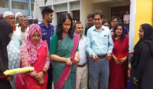 নাটোরে তিন দিনব্যাপী ফল মেলা উদ্বোধন