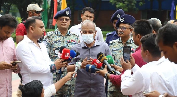 নির্বাচনে নিরাপত্তা দিতে আইন-শৃঙ্খলা বাহিনী প্রস্তুত: স্বরাষ্ট্র উপদেষ্টা