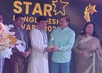 সমাজকর্মী হিসেবে স্টার বাংলাদেশ অ্যাওয়ার্ড ২০২৫’- পেলেন হুমায়ুন সরকার