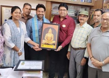 মুজফফরপুরে চিকিৎসক ও চার্টার্ড অ্যাকাউন্ট্যান্টদের সম্মাননা প্রদান