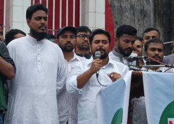 গণঅভ্যুত্থানের পরও চাঁদাবাজ থাকবে আমরা আশা করিনি: নাহিদ ইসলাম