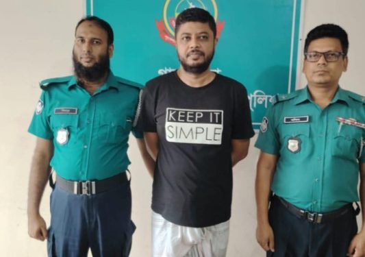 গাছা থানায় দায়ের করা মামলায় আ’লীগ নেতা জুয়েল গ্রেপ্তার