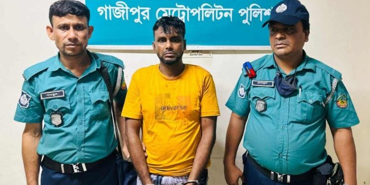 রাজেন্দ্রপুর এলাকার কুখ্যাত ডাকাত সেলিম গ্রেফতার