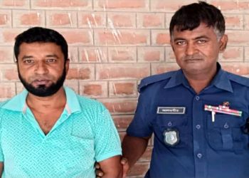 দর্শনার যাবজ্জীবন সাজার পলাতক মনির সাড়ে ১০ বছর পর আত্মসমর্পণ