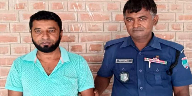 দর্শনার যাবজ্জীবন সাজার পলাতক মনির সাড়ে ১০ বছর পর আত্মসমর্পণ