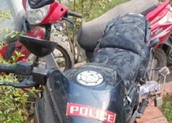 টঙ্গীতে সড়ক দুর্ঘটনায় নারী নিহত, পুলিশ সদস্য আহত