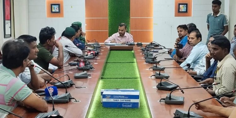 কালীগঞ্জে সাংবাদিকদের সঙ্গে নবাগত ইউএনওর মতবিনিময়