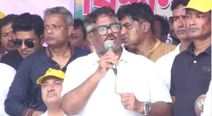 গণতন্ত্রের স্বার্থে নির্ধারিত সময়ে নির্বাচন দিতে হবে : দুলু