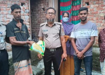 নান্দাইলে ইয়াবা-গাঁজা ও নগদ টাকাসহ পেশাদার মাদক ব্যবসায়ী আটক