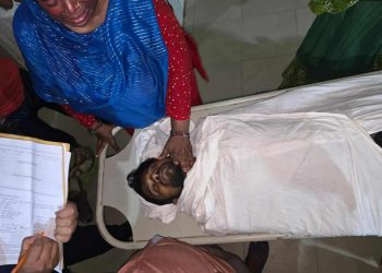 নাটোরের সিংড়ায় চোর সন্দেহে যুবককে পিটিয়ে হত্যা