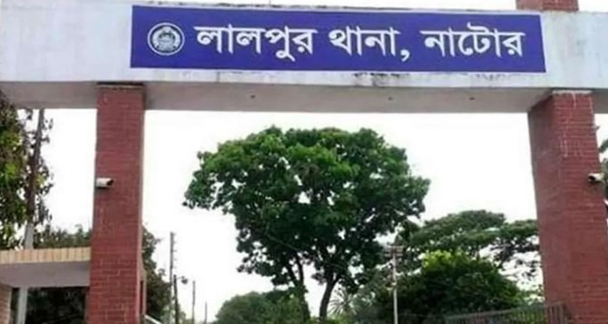 নাটোরে পৃথক সড়ক দুর্ঘটনায় ভ্যানচালকসহ দুজনের মৃত্যু