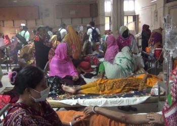 নাটোর পৌরসভার দূষিত পানি পান করে শতাধিক মানুষ ডায়রিয়ায় আক্রান্ত