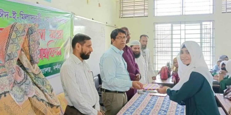 চুয়াডাঙ্গার দর্শনায় ঈদ-ই মিলাদুনবী উদযাপন