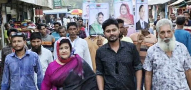 আমি বিএনপি’র কোনো রোহিঙ্গা নই” নাটোরে পথসভায় সাবেক সাংসদ এ্যাডভোকেট পাপিয়া