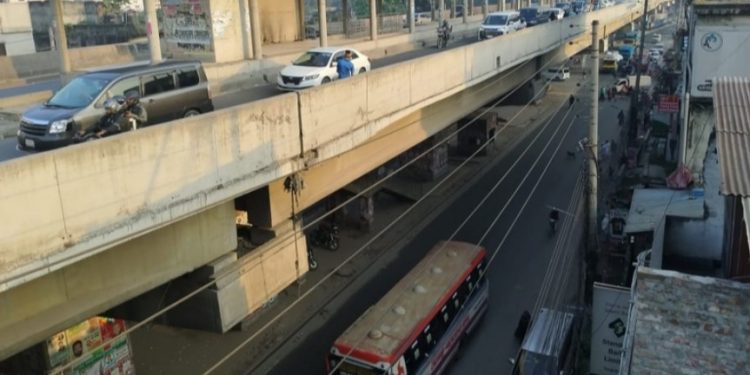 চরম দুর্ভোগের এয়ারপোর্ট টঙ্গী গাজীপুর বিআরটি সড়ক প্রকল্পটি বাতিল ঘোষণা