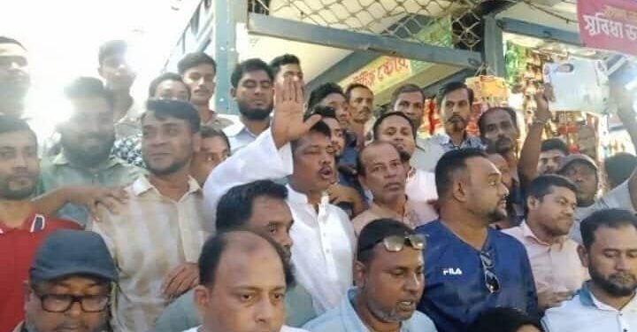 গাজীপুর-৬ আসনে মনোনয়ন প্রত্যাশী আরিফ হোসেন হাওলাদারের গণসংযোগে অনুষ্ঠিত