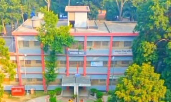 চুয়াডাঙ্গার বৃহত্তর উপজেলা আলমডাঙ্গায় ইউএনও–সংকট: প্রশাসকহীনতায় নাগরিক ভোগান্তি চরমে