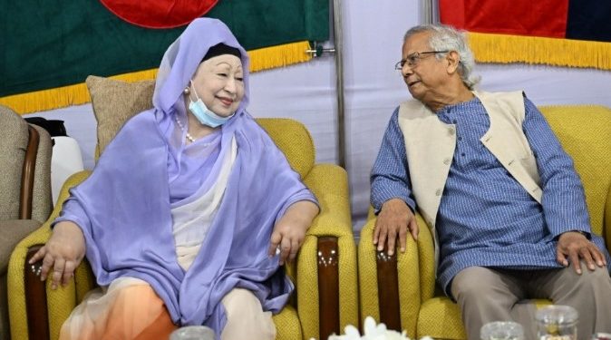 প্রধান উপদেষ্টার সঙ্গে বিএনপি চেয়ারপারসন বেগম খালেদা জিয়ার সৌজন্য সাক্ষাৎ