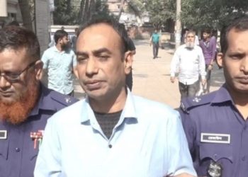 নাটোরের গুরুদাসপুরে স্কুলছাত্রীকে অপহরণ-ধর্ষণ মামলায় প্রধান শিক্ষকের যাবজ্জীবন কারাদণ্ড