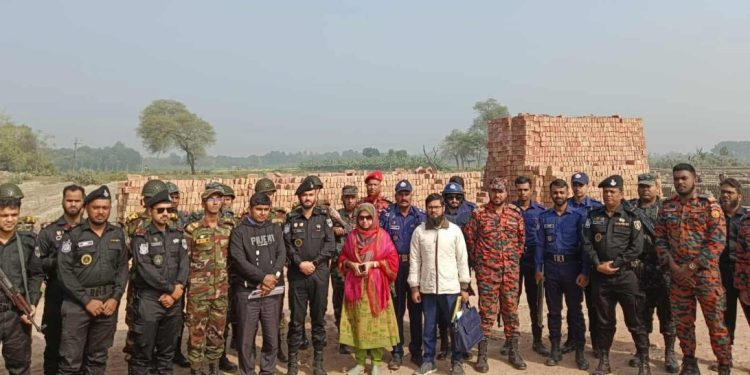 চুয়াডাঙ্গায় পরিবেশ অধিদপ্তরের অভিযান ৪ টি ইটভাটা উচ্ছেদ