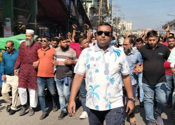 নাশকতা ঠেকাতে ঢাকা-আরিচা মহাসড়কে বিএনপির অবস্থান