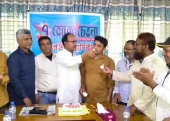 চুয়াডাঙ্গায় উৎসবমুখর পরিবেশে দৈনিক ভোরের চেতনা পত্রিকার প্রতিষ্ঠাবার্ষিকী উদযাপন