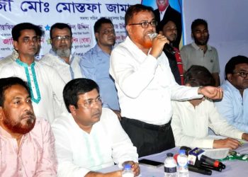 জনগণের পাশে থেকে সমস্যার সমাধানে কাজ করছি : মোস্তফা জামান