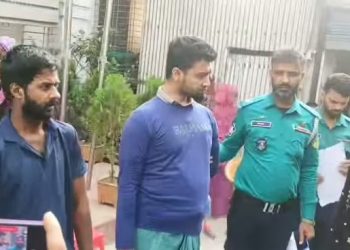 গাজীপুরে সেনাবাহিনীর বিশেষ অভিযানে ইয়াবাসহ ২মাদক ব্যবসায়ী আটক